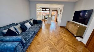 Photo 1- click for photo gallery